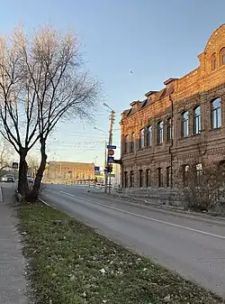 улица Бэра у дома М.Г. Яковлева в сторону набережной 1 Мая