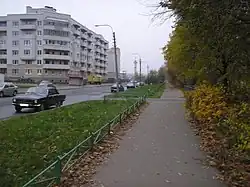 Вид от Сиреневого бульвара в сторону проспекта Просвещения. 2007 год