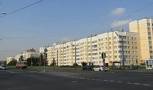 Вид от Стародеревенской улицы на запад