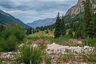 Ущелье рядом с водопадом Бурхан Булак