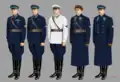 Форма одежды Н/С милиции 1940 г: инспектор милиции в шерстяной гимнастерке, старший лейтенант милиции в летней х-б форме, сержант милиции (ГАИ) в белой гимнастерке, старший лейтенант милиции в зимней форме (для строя), капитан милиции в зимней форме (вне строя)