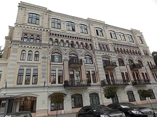 Дом № 5 на площади Ивана Франко