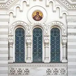 Витражные окна