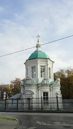 Знаменская церковь в Перове (дом 5)