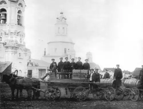 Храм в 1893 году