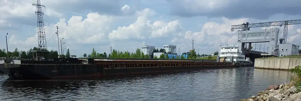 Шлюзы Шекснинского гидроузла