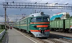 ЭР9П-К-137 с круглой кабиной в Старом Осколе (Россия)