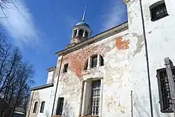 Юго-западная сторона церкви