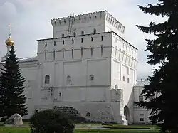 Знаменская (Власьевская) башня (1658-1659) в 2016