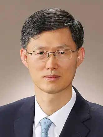 Мун в 2019 году