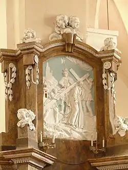 Скульптурный декор алтаря Св. Антония Падуанского.