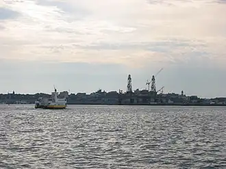 Паром возвращается в Портленд (южная часть залива), август 2003 года.