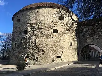 Башня «Тостая Маргарита» и Большие морские ворота