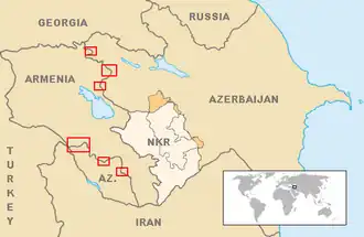 Расположение столкновений отмечено красным квадратом. Столкновения на границе Нахичеванской АР Азербайджана и Сюникской области Армении имели место по данным Азербайджана, но не подтвердились Арменией.