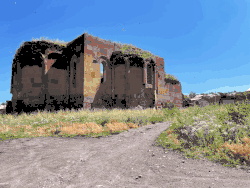 Останки церкви