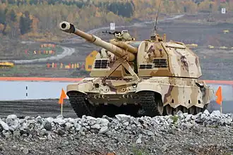 САУ 2С19М2 «Мста-С» на выставке Russia Arms Expo 2013, Нижний Тагил