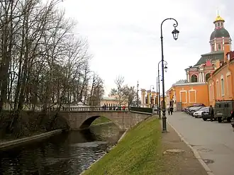 1-й Лаврский мост и Благовещенская церковь Александро-Невской лавры