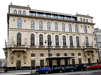 Здание гостиницы на площади Островского в Санкт-Петербурге (2002—2008)