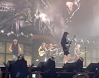 Группа AC/DC в ходе «Black Ice World Tour»