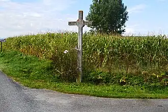 Придорожный крест