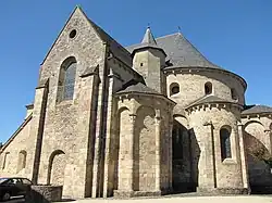 Церковь Сен-Пьер