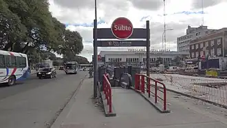 Вход с улицы Авенида Корриентес