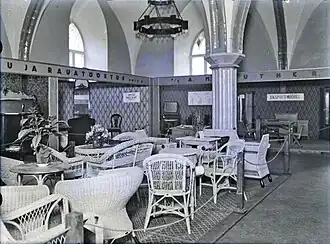 Плетёная мебель фабрики А. М. Лютера на выставке, 1930 год