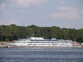 Теплоход «Александр Бенуа»