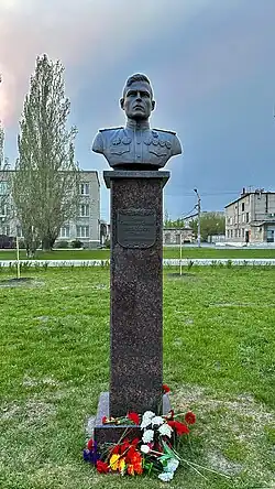 Бюст на аллее Героев в Ирбите