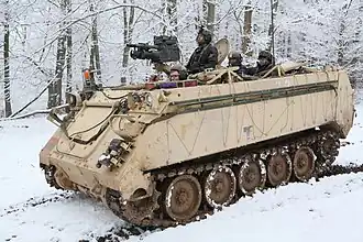 M113 4-й пехотной дивизии США во время учений Allied Spirit в Объединённом многонациональном центре готовности в Хоэнфельсе, ФРГ, 2015 год