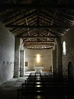 Интерьер церкви Св. Манде