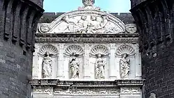 Скульптуры Триумфальной арки Кастель-Нуово в Неаполе. 1457—1458