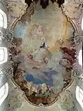 Потолочная роспись в центральном нефе
