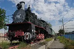 Паровоз ЭУ705-46 с вагоном