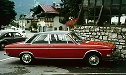 Audi 100 LS C12-дверная с виниловой крышей