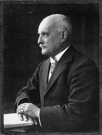 Артур Айткен