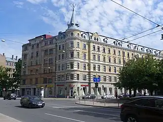 Перекрёсток с ул. Авоту