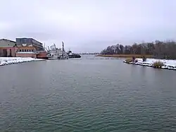 Река близ устья