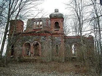 Руинированная православная церковь