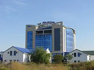 Здание развлекательного центра на базе отдыха «Малахит»