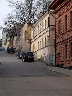 Большой Николоворобинский. Вид от Тессинского переулка на север.