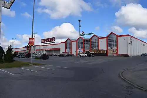 Магазин строительных материалов «Bauhaus»