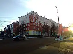 Дом № 93 постройки 1957 года