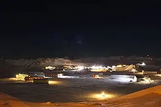 Беллинсгаузен ночью