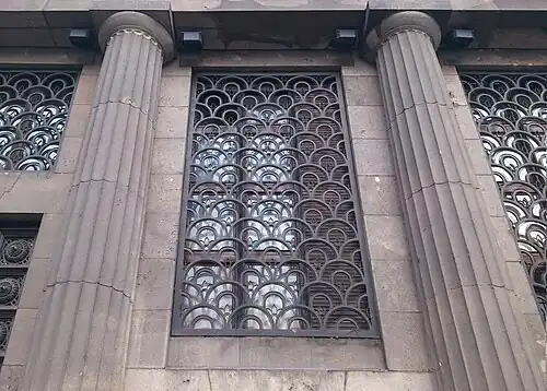 Здание Аграрного банка — деталь