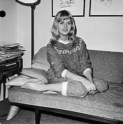 Беверли Адленд в конце 1950-х годов