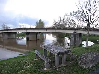 Мост через реку Бидуз