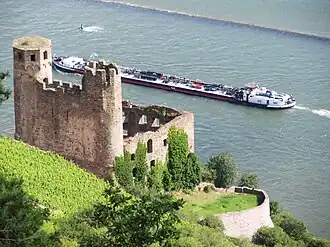 Вид замка с горы