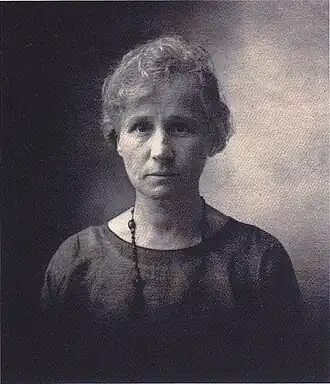 Лейзел в Манхэттене, ок. 1908