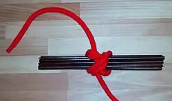 Питоний узел[англ.]:164, Питоний узел Коллингвуда:104, Боа-констриктор, Узел Голдобина для крепления верёвки на предмете, Boa knot